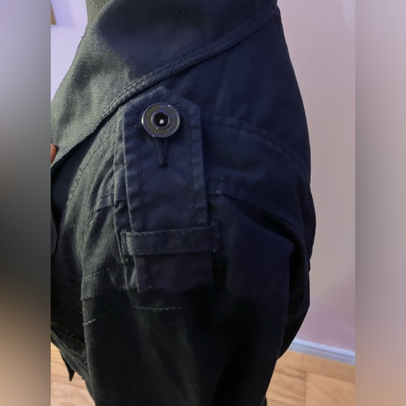 Black fitted button up blazer size L - Picture 4 of 14